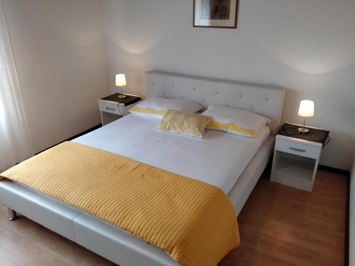 Apartman Avsec Krk Town Exteriér fotografie